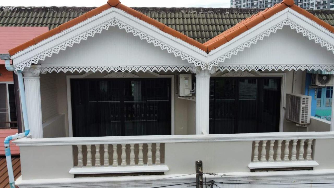 Bed and Breakfast Highwood Mansion Pattaya Exterior foto